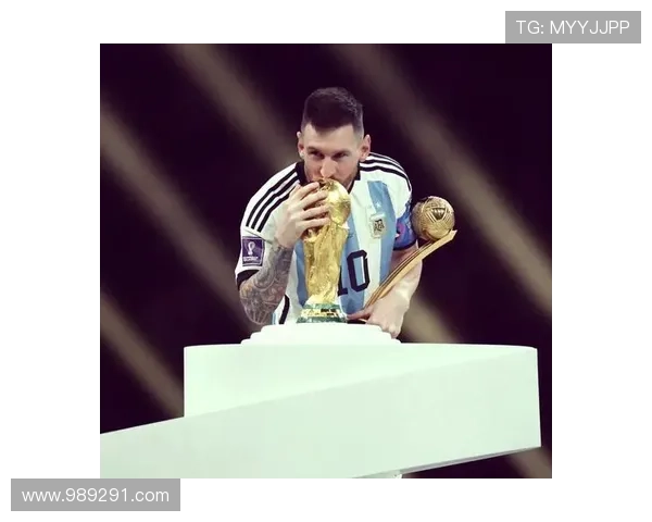 梅西晒乐高版大力神杯圆梦时刻