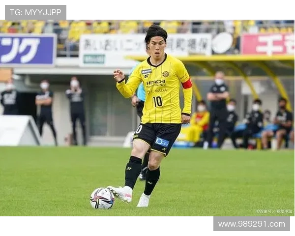 福冈黄蜂签名古屋鲸鱼中卫宫大树 福冈黄蜂签名古屋鲸鱼中卫宫大树