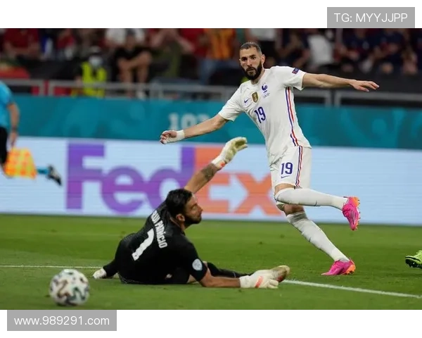 强势逆转塞维利亚卡泰纳劳尔破门